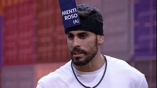 Cara de Sapato recebeu uma placa de Tina