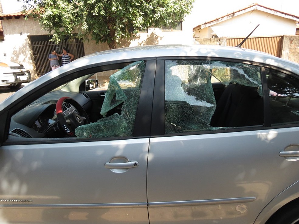 Cadeirante morre após ser atropelada por carro desgovernado em Dracena  — Foto: Jorge Zanoni 