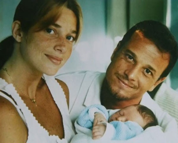 Letícia Spiller e Marcelo Novaes no nascimento de Pedro, hoje com 19 anos (Foto: Reprodução Instagram)