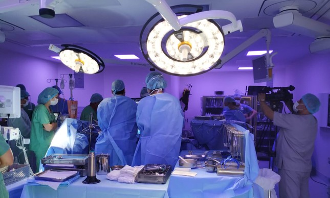 Hospital Vila Nova Star faz cirurgia inédita no país para tratar um câncer de pâncreas