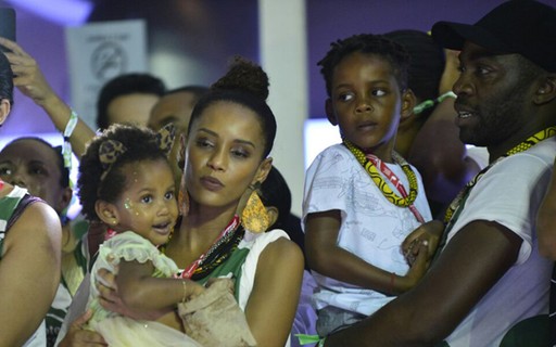 Carnaval 2017: Com os filhos, Taís Araújo e Lázaro Ramos ...