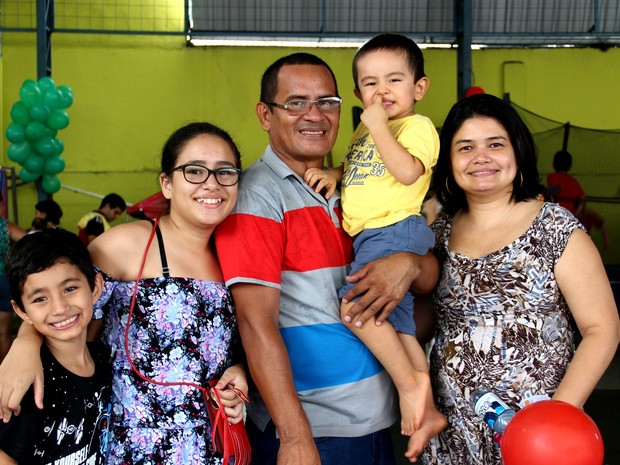 Ane levou toda a família para se divertir no evento (Foto: Rickardo Marques/G1 AM)