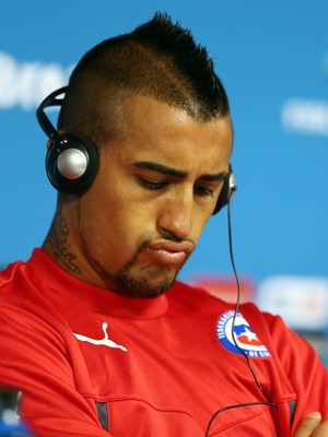Arturo Vidal coletiva chile (Foto: Marcos Ribolli/GloboEsporte.com) Arturo Vidal coletiva chile (Foto: Marcos Ribolli/GloboEsporte.com)