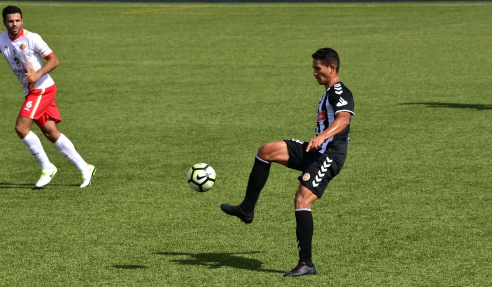 Vanilson Lima, atacante roraimense, em atuação pelo Nacional da Ilha da Madeira, em Portugal (Foto: Divulgação/CD Nacional)