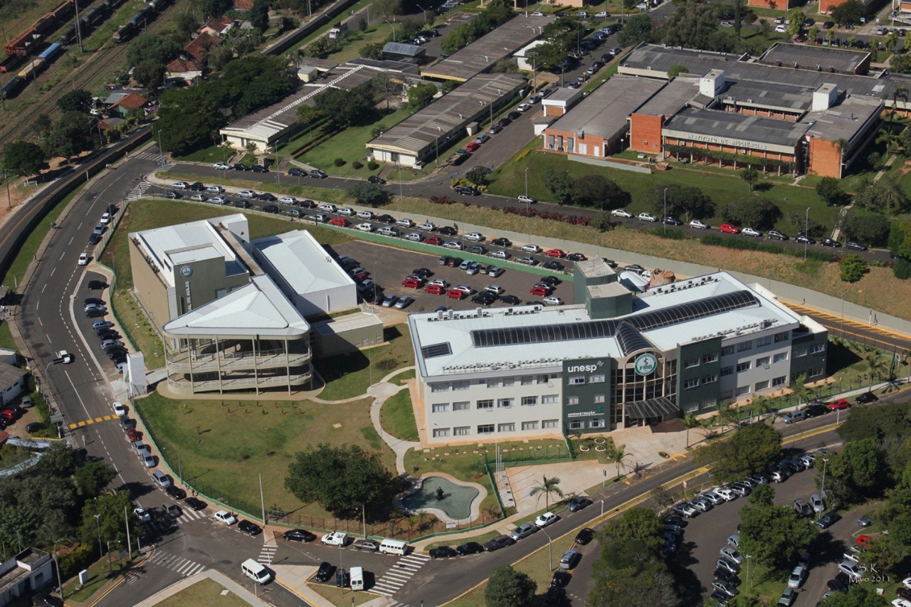 Cursinho pré-vestibular oferecido por alunos Unesp de Botucatu recebe inscrições para 120 vagas gratuitas 