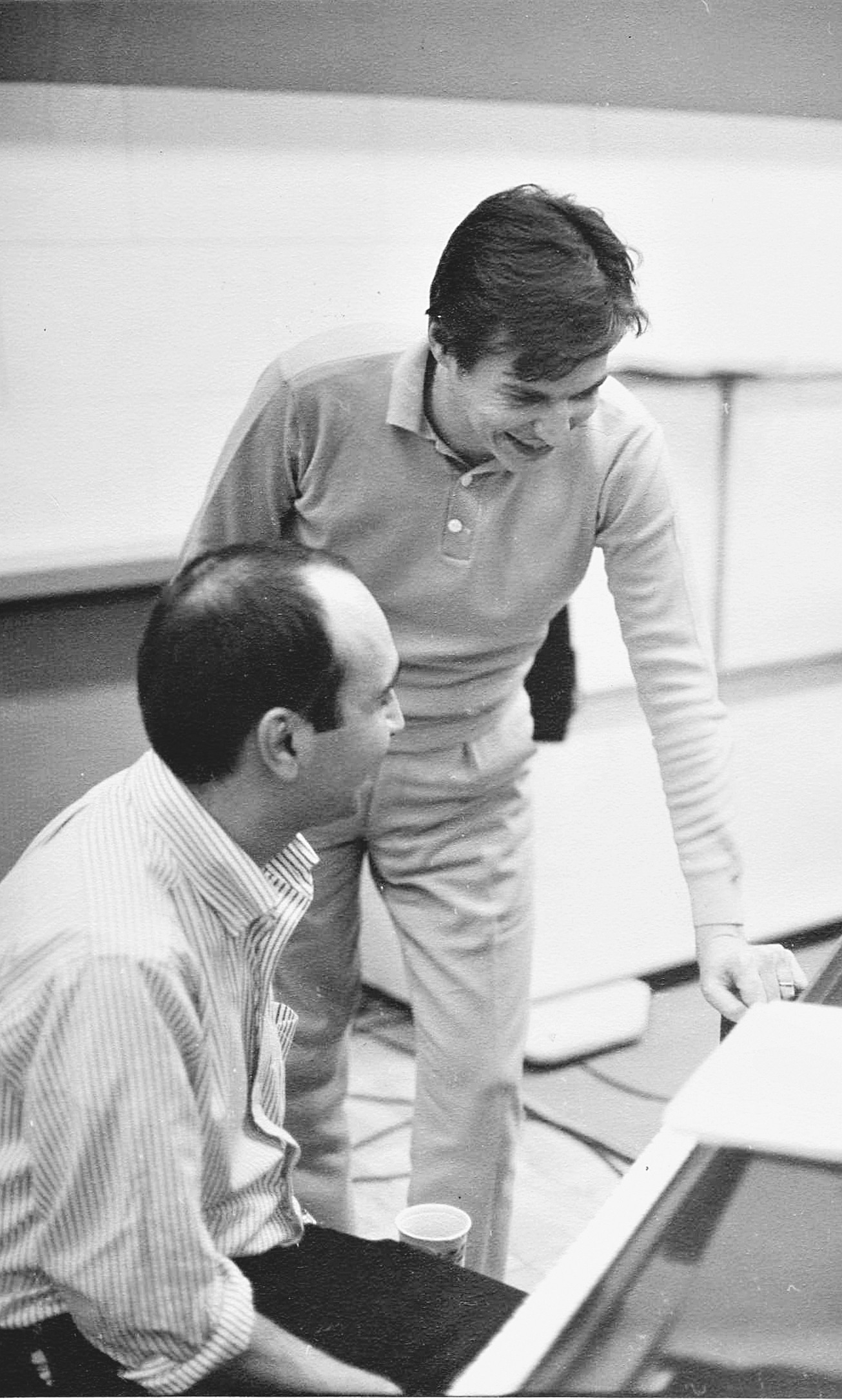 João Donato com Tom Jobim, em Nova York, em 1964. — Foto: Arquivo
