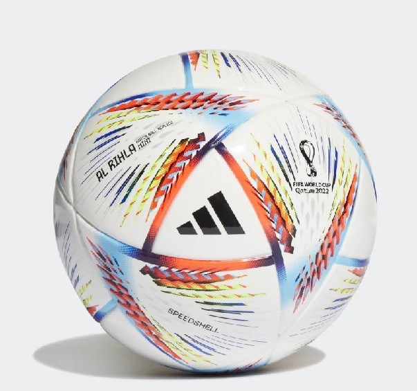 Al Rihla, a bola tecnológica da Copa do Catar já está à venda no e-commerce brasileiro da Adidas (Foto: Reprodução / Adidas)