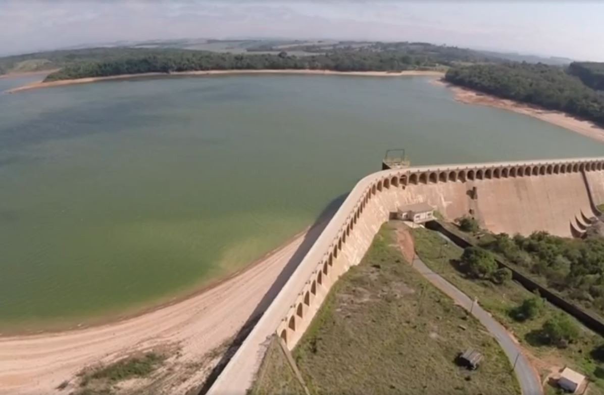 Companhia Brasileira de Alumínio faz cadastro de pessoas que moram perto de barragens na região de Sorocaba