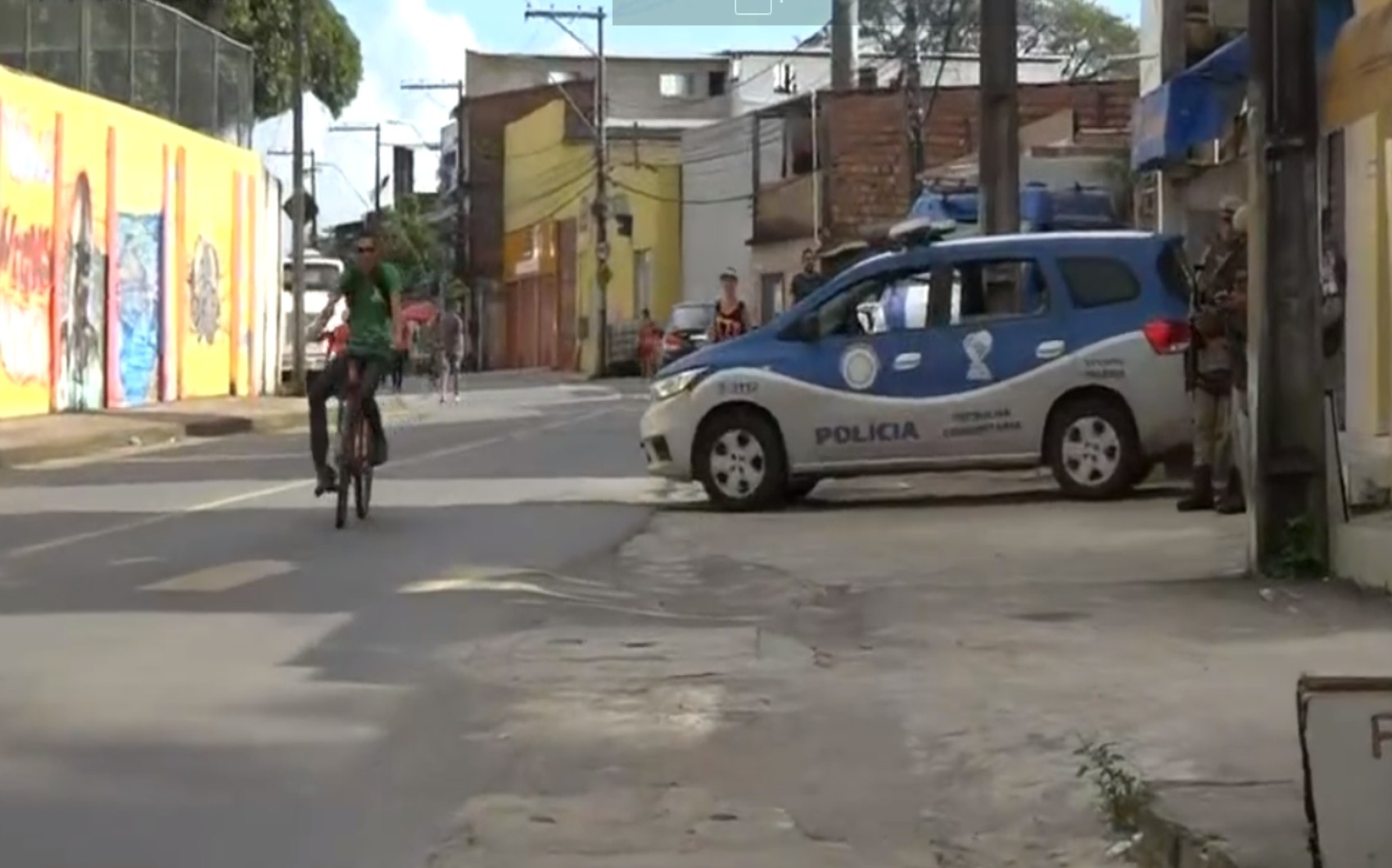 Ônibus voltam a circular normalmente pelo bairro de Valéria, em Salvador