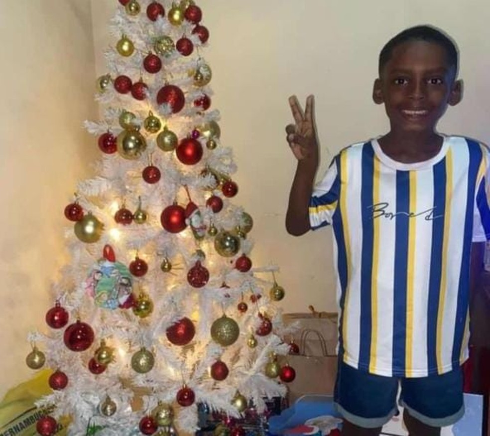 Hallan Luis Silva Ramos, de 7 anos, morreu ao cair do prédio que morava no Andaraí — Foto: Reprodução