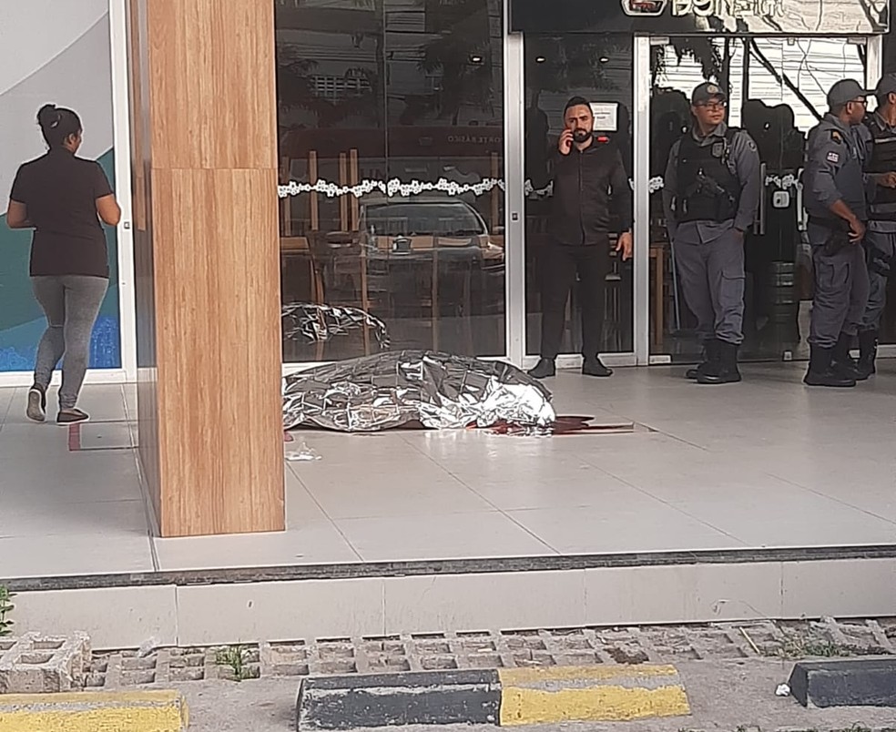 Homem é morto a tiros no bairro Ponta d'Areia em São Luís — Foto: Divulgação/Redes sociais