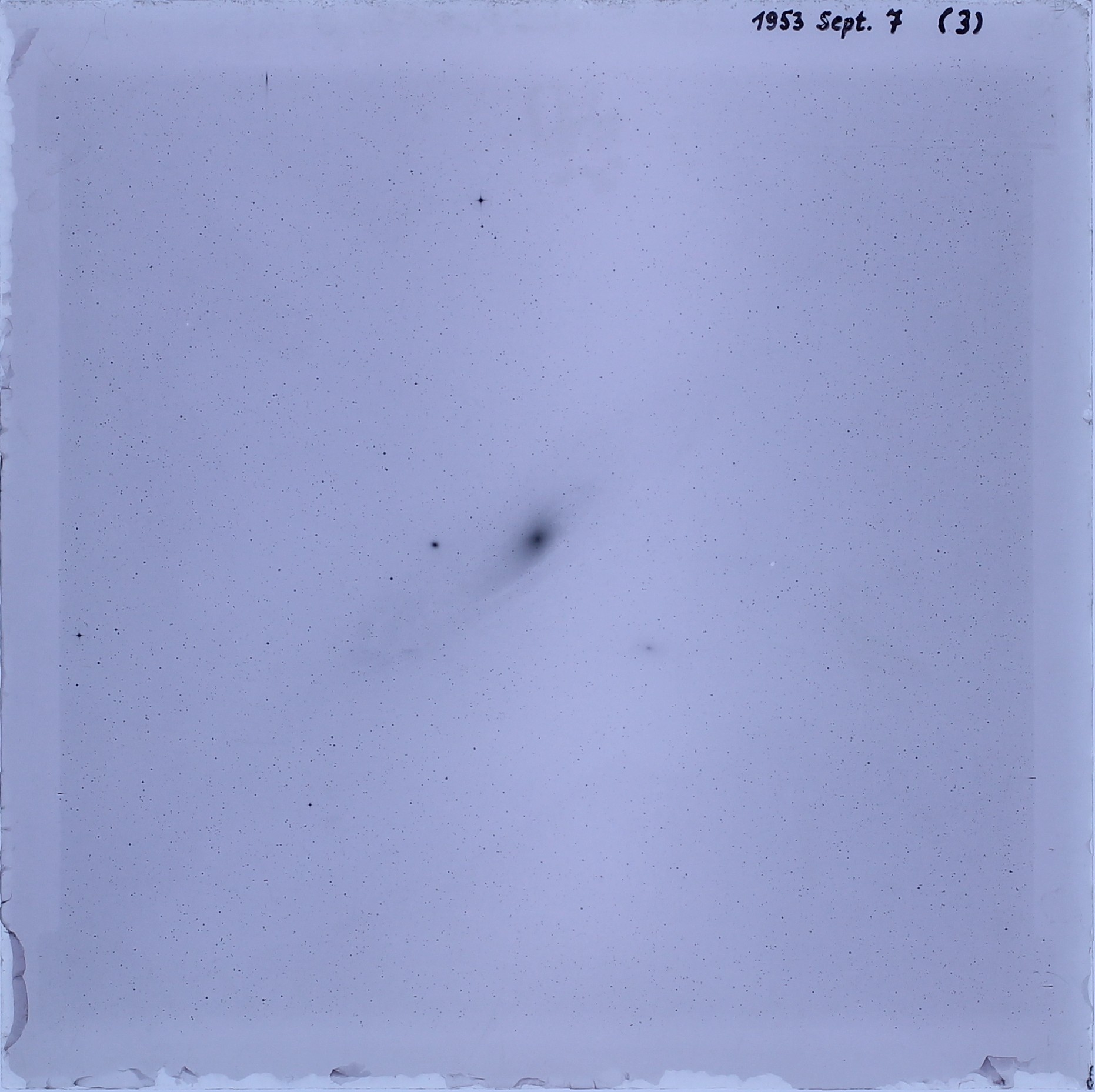 Imagen directa con exposición de una sola hora de la Galaxia de Andrómeda (M31) tomada el 7 de septiembre de 1953 con la cámara Great Schmidt de 50 cm.  (Foto: Reproducción / APLAUSOS)