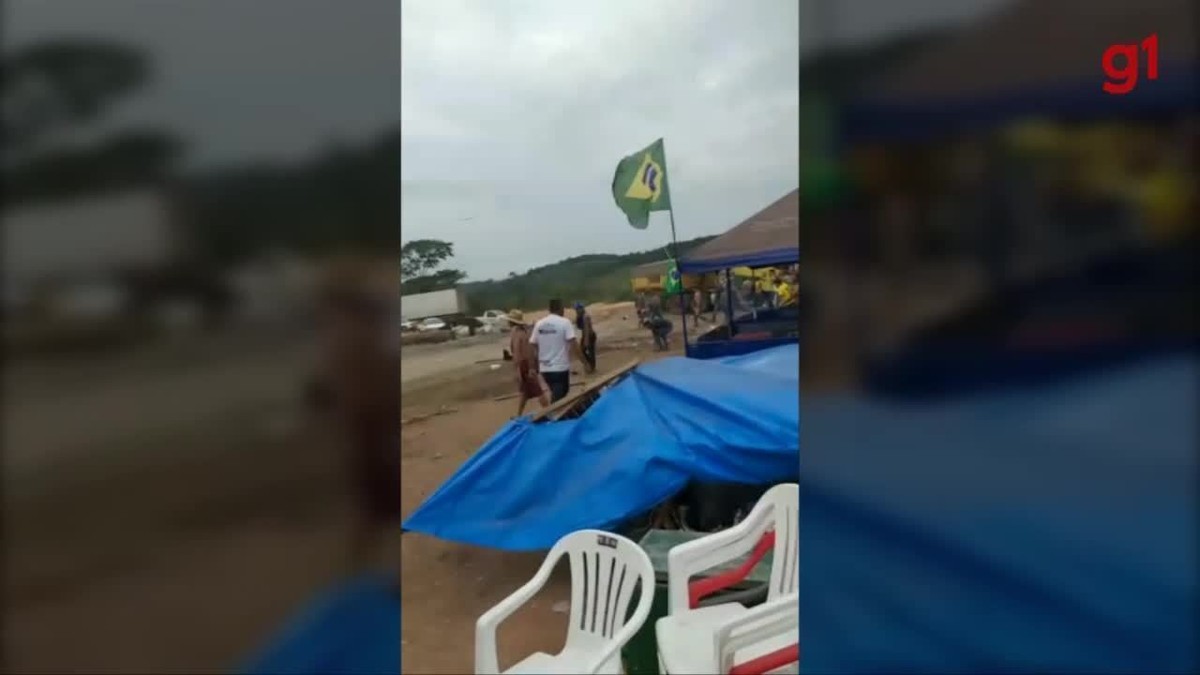 Bolsonaristas atacam PRF em Novo Progresso, no Pará; veja vídeo