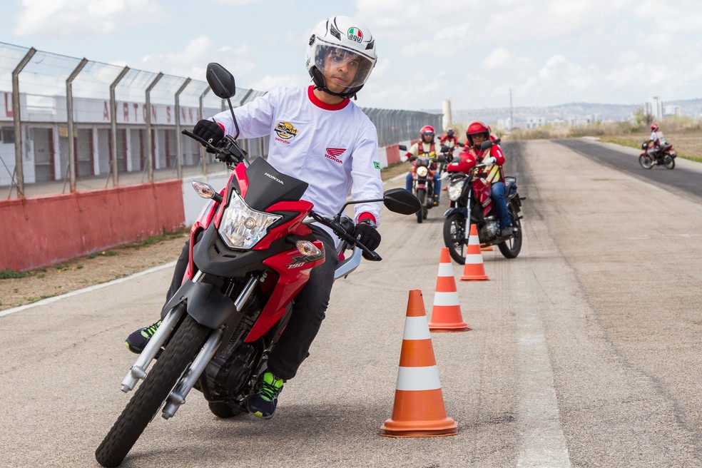 Detran-PE abre inscrições para curso de pilotagem 
