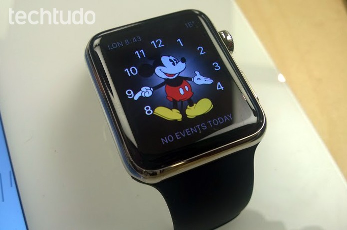 Apple Watch mostra Mickey Mouse na tela (Foto: Elson Souza/TechTudo)