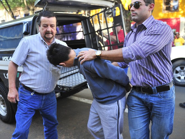 Luan Barcelos da Silva, assassino confesso de seis taxistas, prestou novo depoimento  (Foto: Tadeu Vilani/Agência RBS)