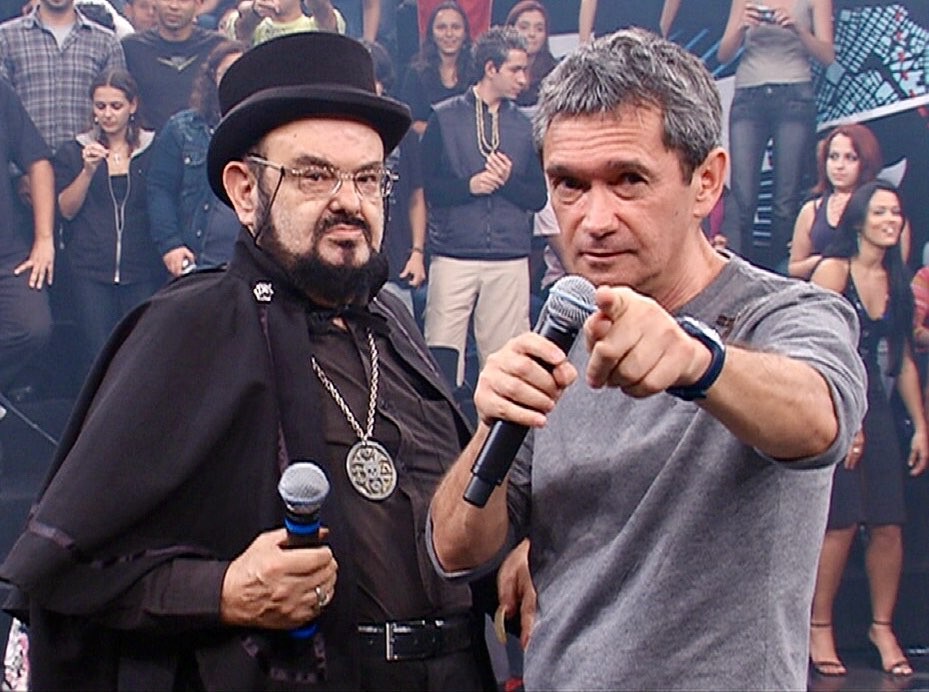 Serginho Groisman e Zé do Caixão (Foto: reprodução/ instagram)