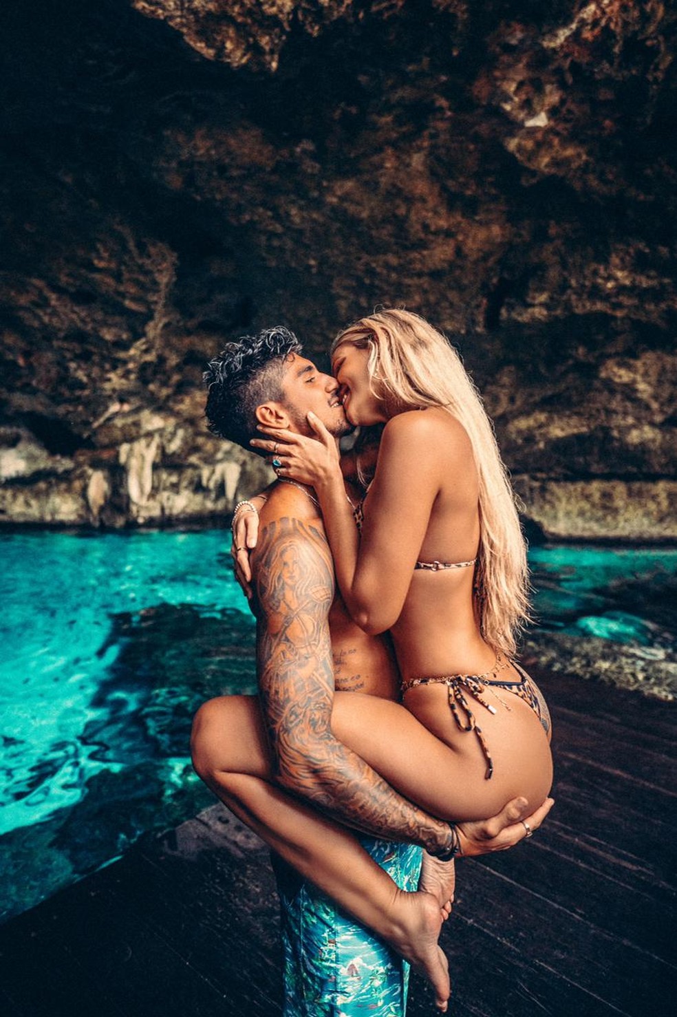 Yasmin Brunet e Gabriel Medina  — Foto:  Lucas Pinhel/Divulgação