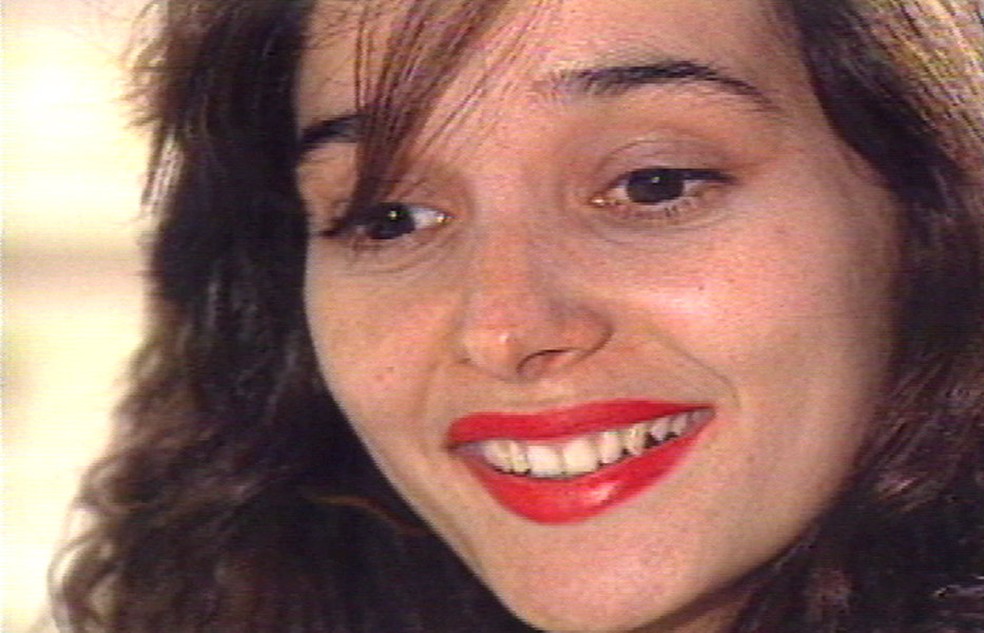 A atriz Daniella Perez foi assassinada em dezembro de 1992 pelo ator Guilherme de Páduas; eles atuavam juntos na novela De Corpo e Alma — Foto: Reprodução/ TV Globo
