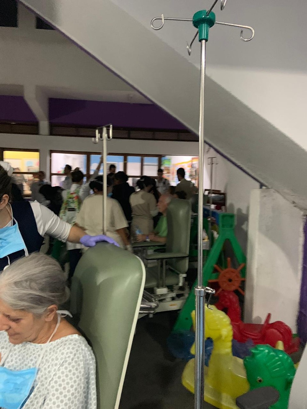 Pacientes foram acolhidos na creche ao lado do Hospital Badim â Foto: ReproduÃ§Ã£o