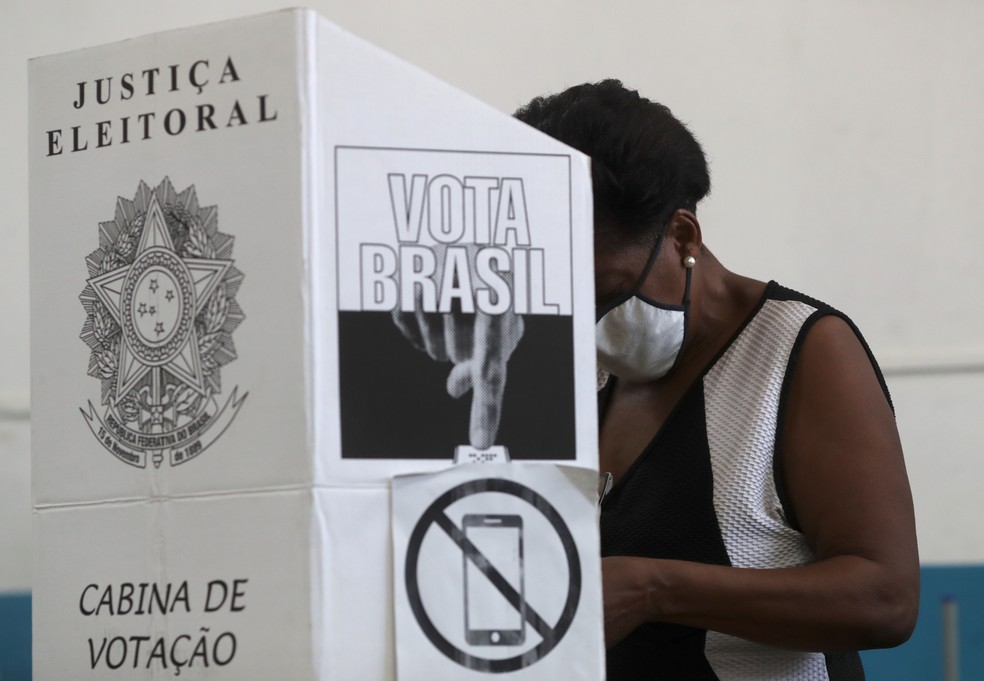 Mulheres representam maioria do eleitorado brasileiro, mas ainda são minoria nos cargos eletivos. — Foto: Amanda Perobelli/Reuters