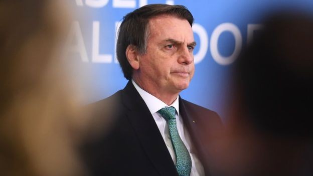 'Sempre tomei cuidado nas informações estratégicas, essas não são passadas via telefone', declarou Bolsonaro (Foto: EVARISTO SA/AFP)