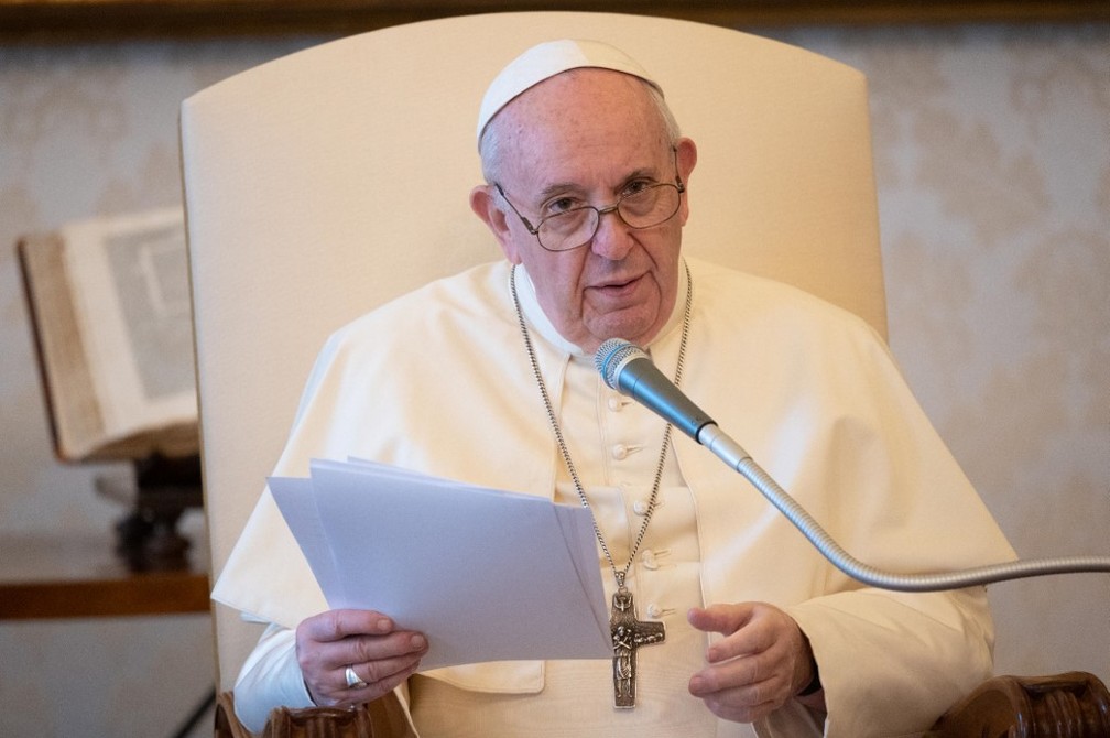 Papa Francisco durante audiência no dia 26 de agosto de 2020 — Foto: Divulgação/Vaticano/Via AFP
