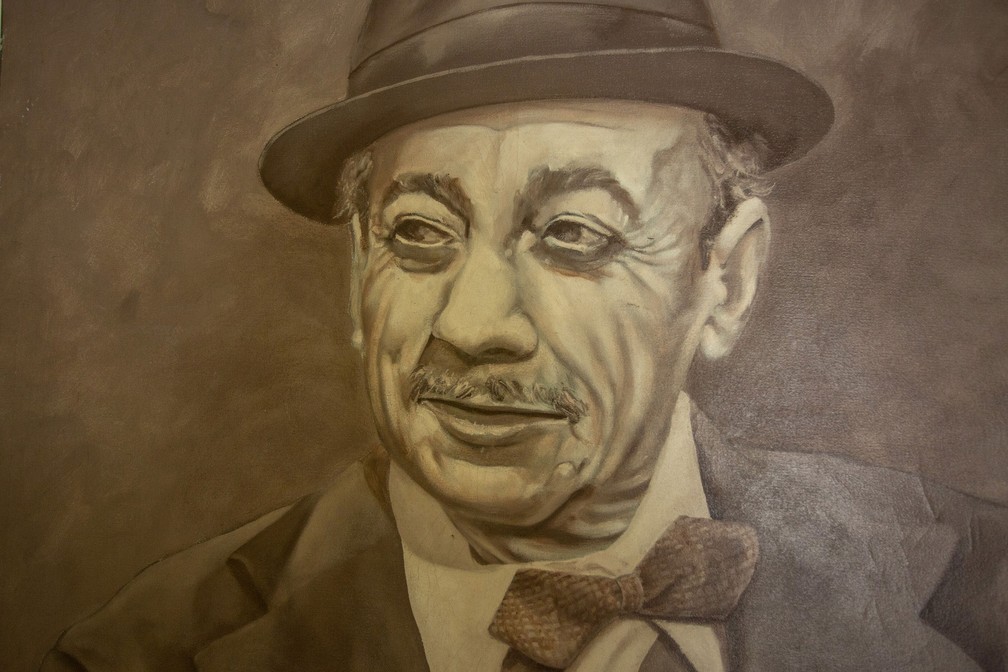 Retrato de Adoniran Barbosa exposto no Museu MemÃ³ria do JaÃ§anÃ£, na Zona Norte â Foto: FÃ¡bio Tito/G1