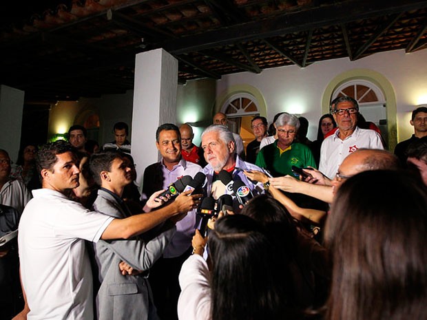 Em coletiva, governador Jaques Wagner destaca importância da reforma política (Foto: Manu Dias/GOVBA)