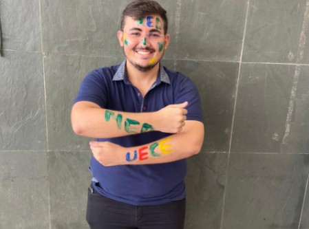 Ex-aluno de escola pública é aprovado em 1º lugar nas cotas de medicina na Uece: 'Não acreditava no potencial que eu tinha'