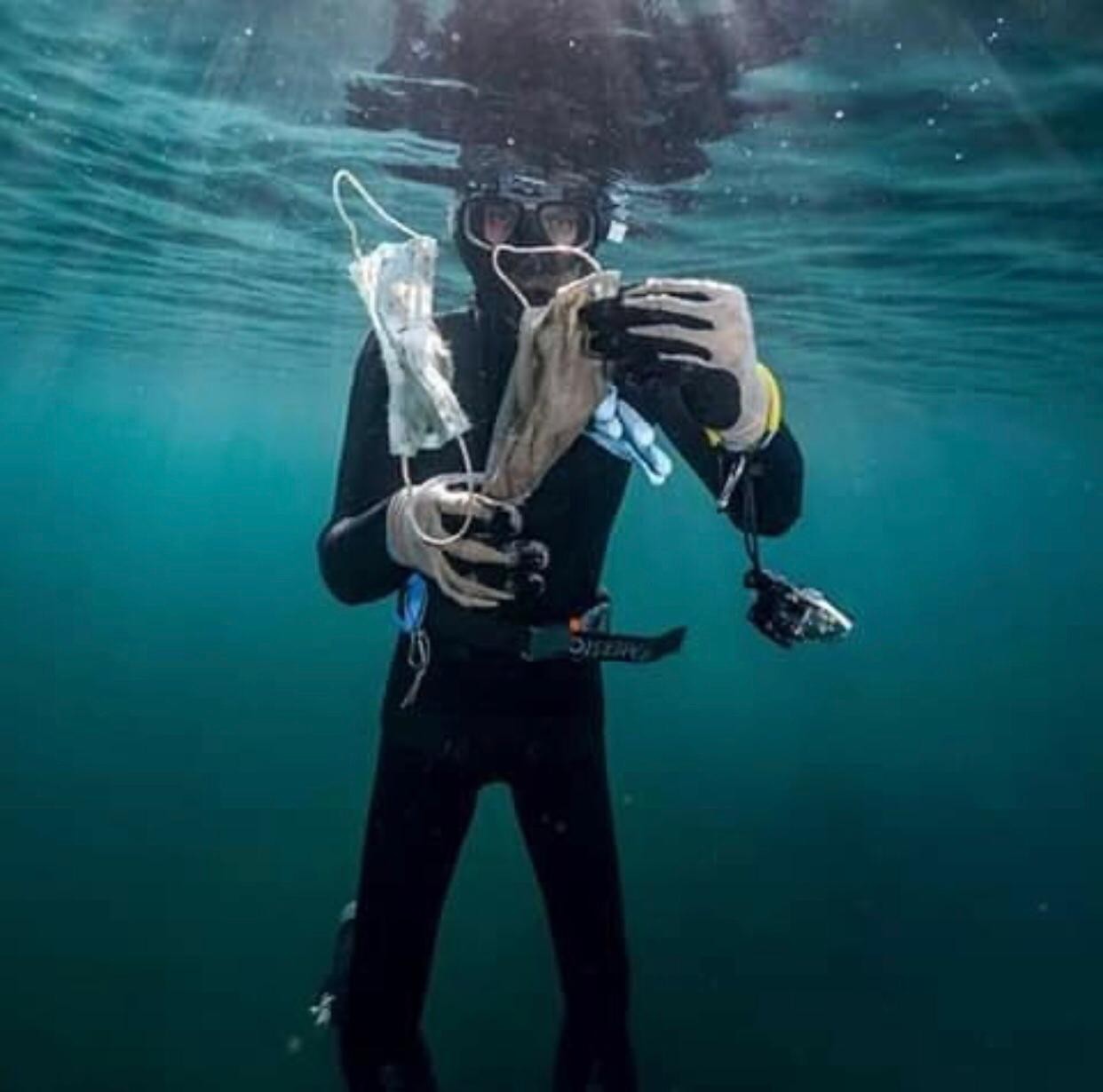 Grupo francês encontra grande quantidade de máscaras no mar: 'Novo tipo de poluição' thumbnail