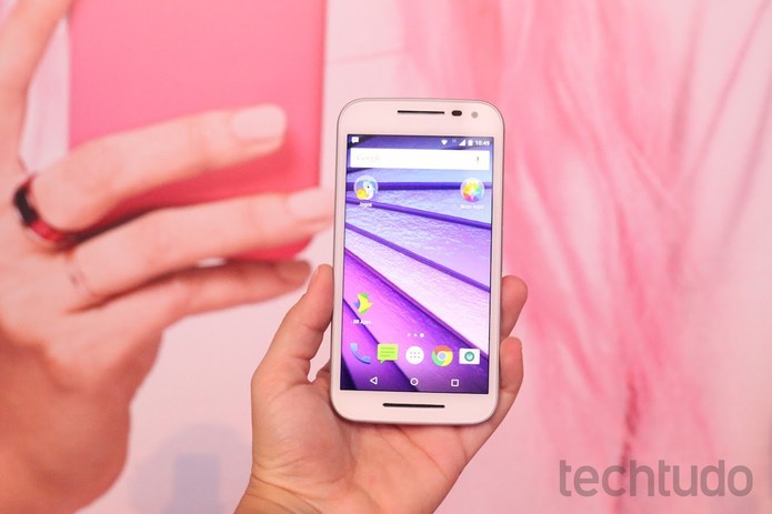  Moto G é o principal concorrente do Galaxy E5 (Foto: Nicolly Vimercate/TechTudo)