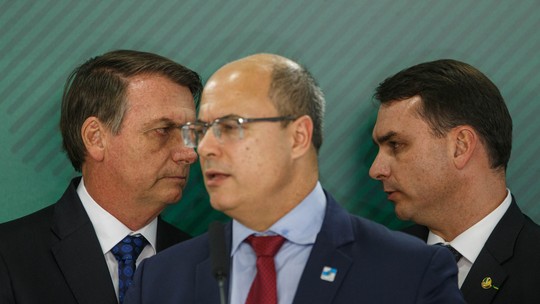 Acordo fechado na ação entre Flávio Bolsonaro e Witzel; veja quanto será pago