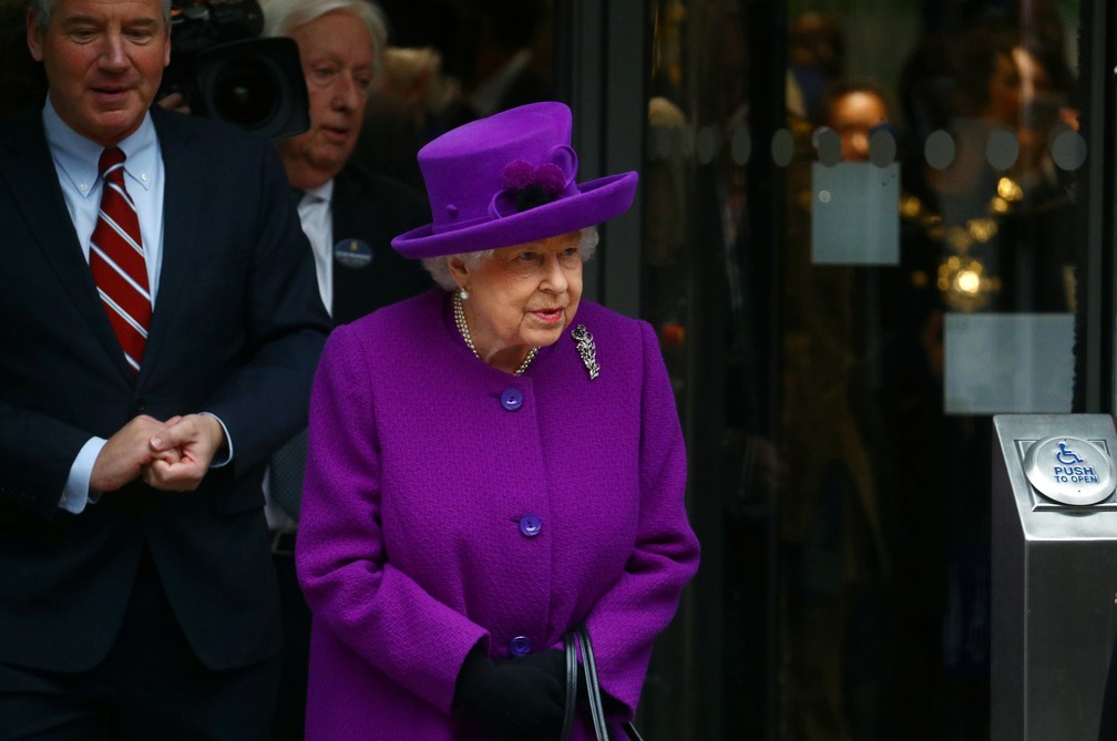 Rainha Elizabeth, em imagem do dia 19 de fevereiro de 2020 — Foto: Hannah McKay/Reuters