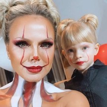 Eliana aposta em maquiagem de palhaço para o Halloween com a filha, Manuela — Foto: Instagram/Reprodução
