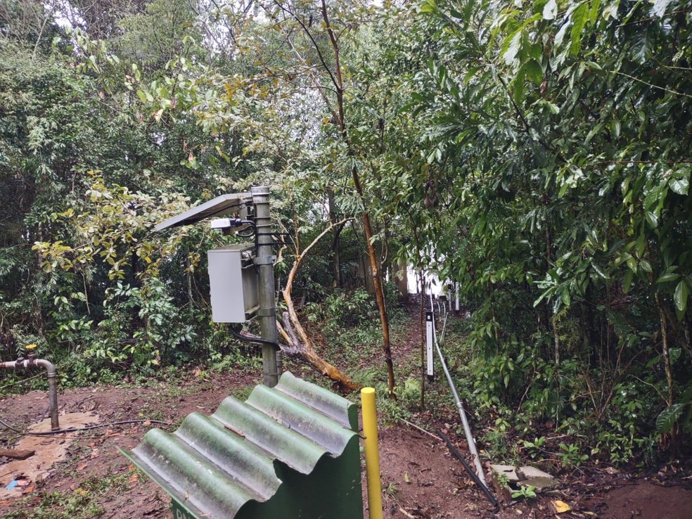 Equipamentos estão instalados em diversos pontos do Rio Iguaçu — Foto: Copel/Divulgação 