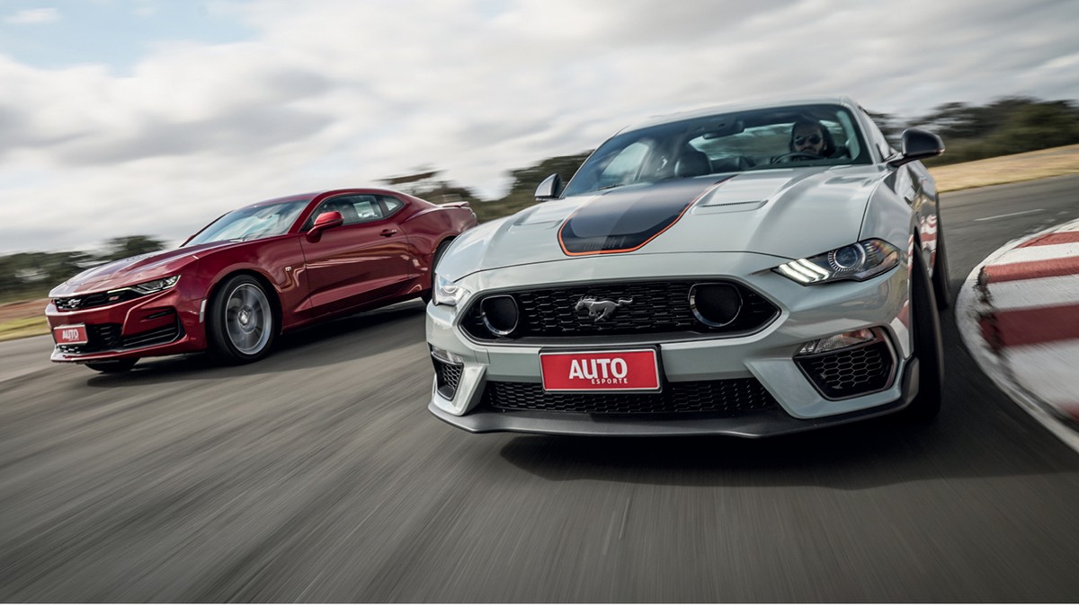 Teste comparativo: Ford Mustang e Chevrolet Camaro duelam no último  encontro dos clássicos V8 | Comparativo | autoesporte