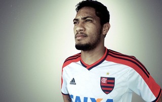 Hernane flamengo camisa nova (Foto: Reprodução / Facebook) Hernane flamengo camisa nova (Foto: Reprodução / Facebook)