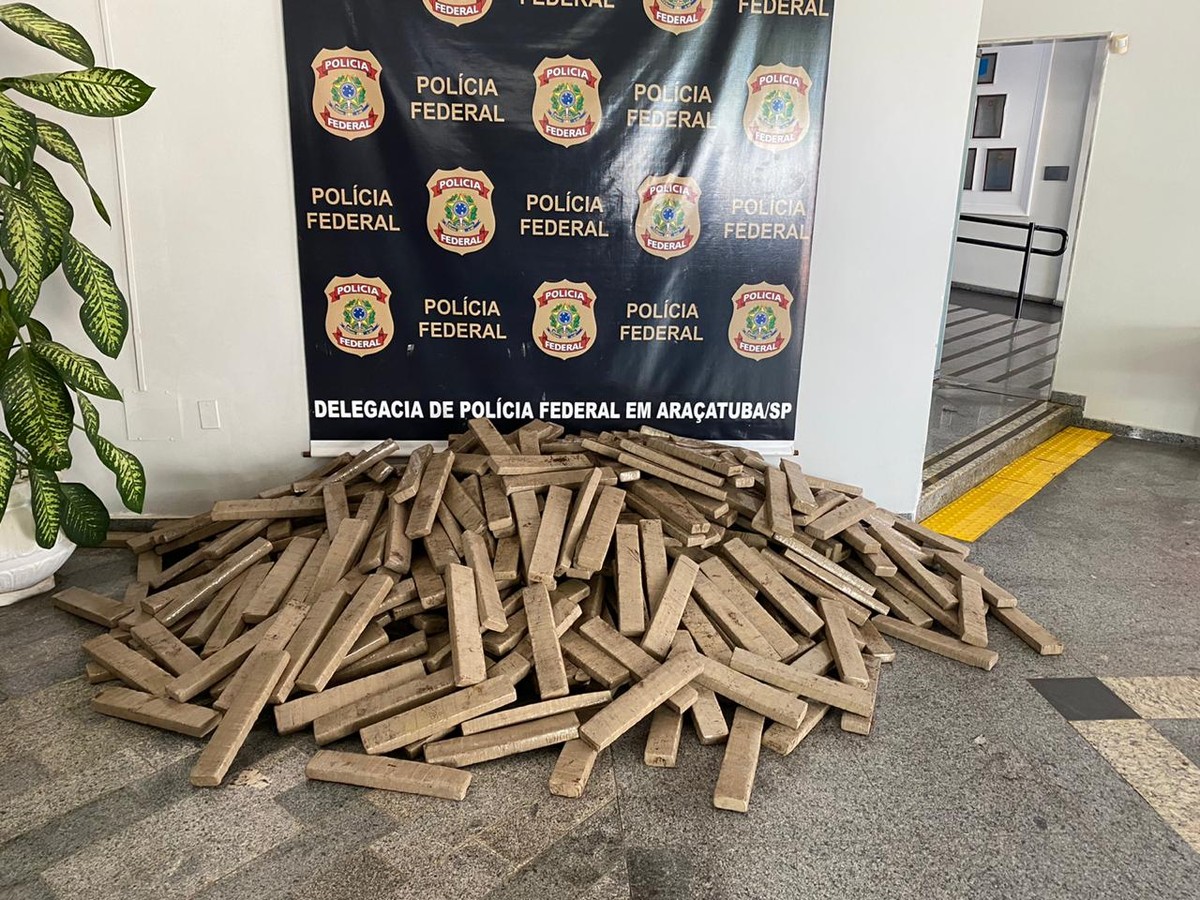 Homem Preso Com Mais De 500 Quilos De Maconha Escondidos Em 