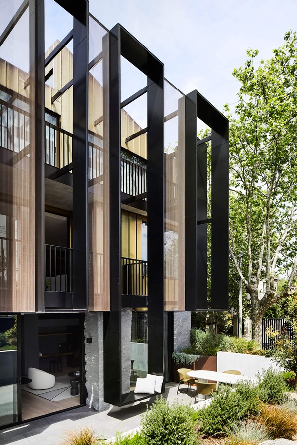 Conjunto de apartamentos na Austrália tem fachada moderna e conexão com a paisagem (Foto: Sharyn Cairns)