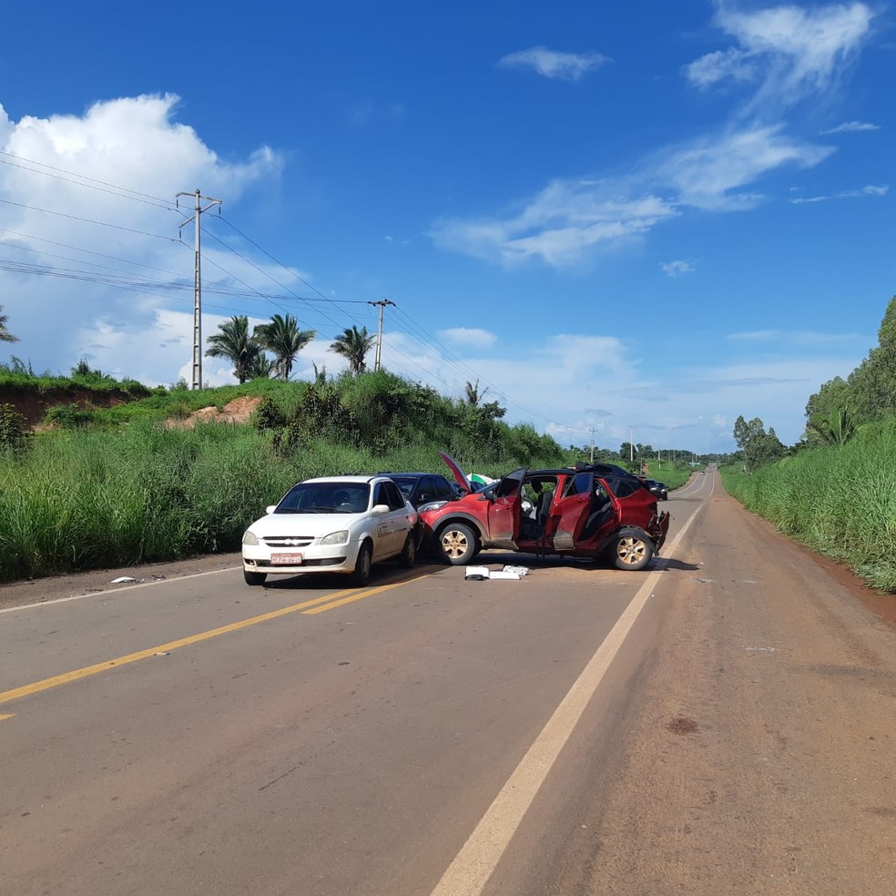 Engavetamento envolvendo 4 veículos deixa 8 feridos na BR-316 — Foto: Divulgação/Polícia Rodoviária Federal