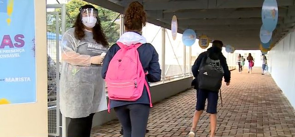 Escolas retomam as atividades presenciais em Santa Catarina — Foto: NSC TV/ Reprodução