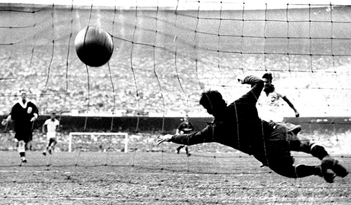 Brasil e Espanha jogo 1950 Copa do Mundo (Foto: Arquivo / Agência O Globo)