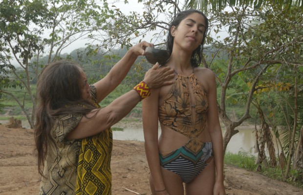 Bela Gil participa de ritual em tribo no Acre (Foto: Divulgação)