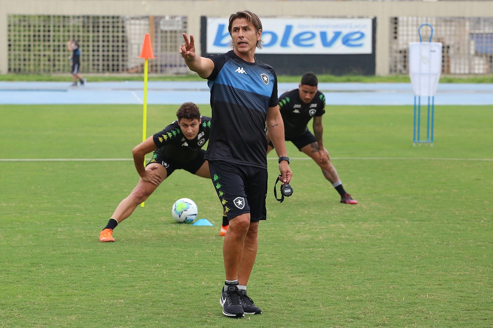 Jorge Pidal é o novo preparador físico do Botafogo e faz parte da comissão de Ramón Díaz — Foto: Gabriel Baron/Botafogo