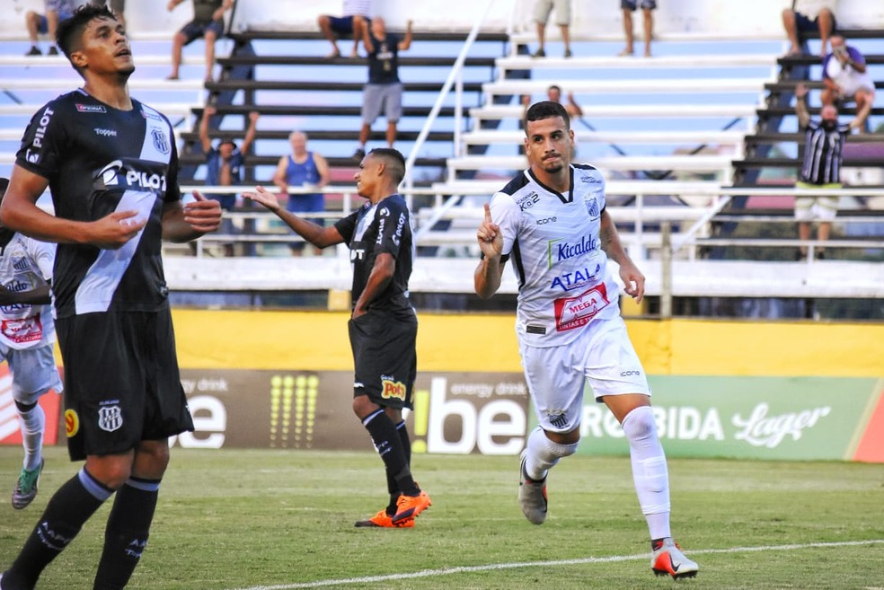 Rb Bragantino Elenco Quarteto Do Bragantino Comeca A Treinar Com Elenco Do Rb Brasil