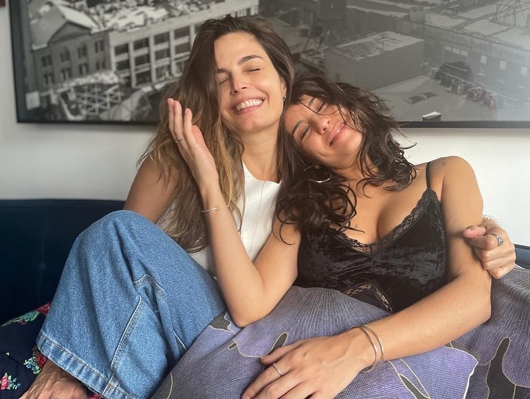 Andréia Horta parabeniza Emanuelle Araújo com declaração e dupla ganha elogios (Foto: Reprodução / Instagram)