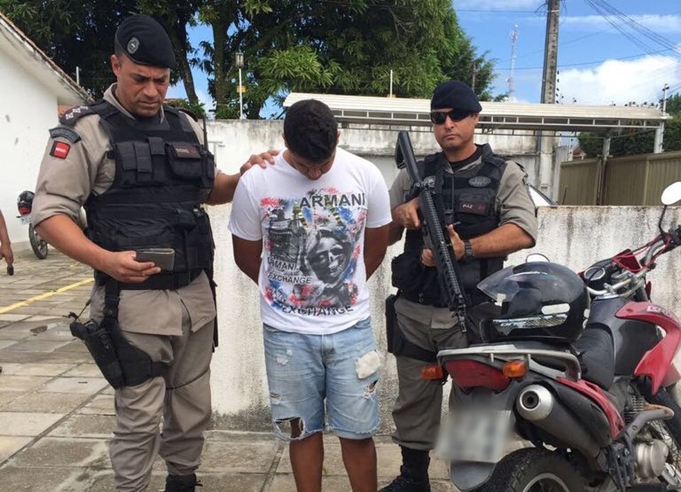 Herick Ramon j&aacute; foi preso em 2017 com tr&ecirc;s quilos de coca&iacute;na (Foto: Divulga&ccedil;&atilde;o/PMPB)