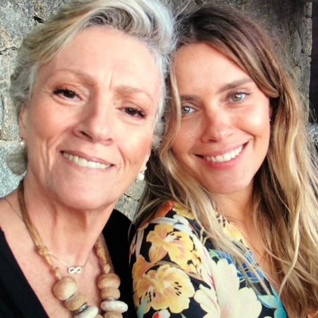 Carolina Dieckmann lamenta dois anos da morte da mãe, Maíra Dieckmann (Foto: Reprodução/Instagram)