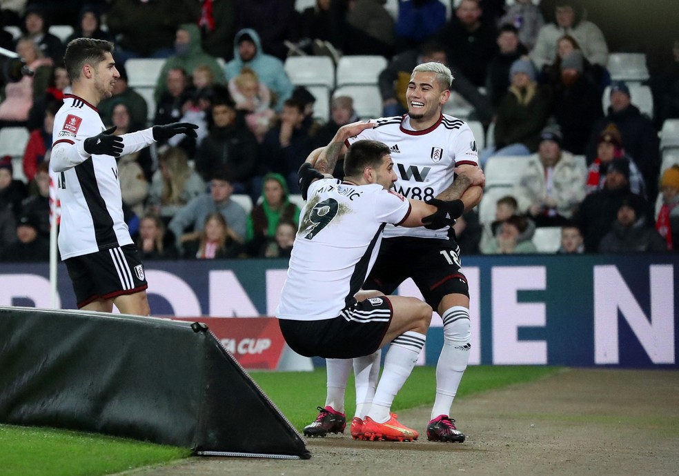 Andreas Pereira comemora gol contra o Sunderland — Foto: Reuters